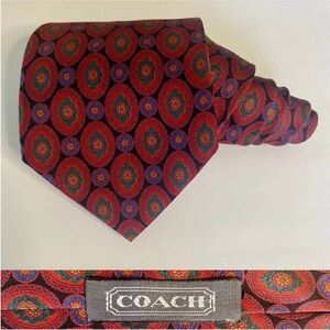 Vintage COACH Art Deco Patterned Geometric Red & Green Classic Silk Tie, 3.5”